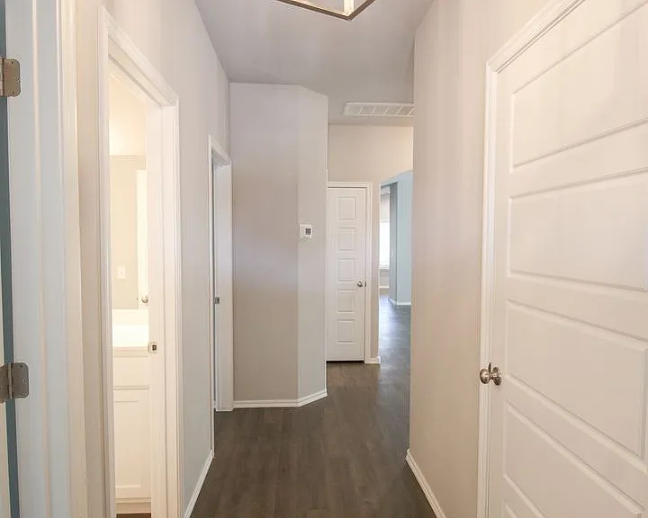 5309 Nassau Ave — Photo 7