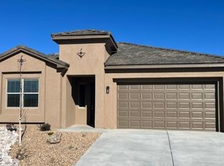 143 Fernleaf Ct NW, Albuquerque, NM 87107