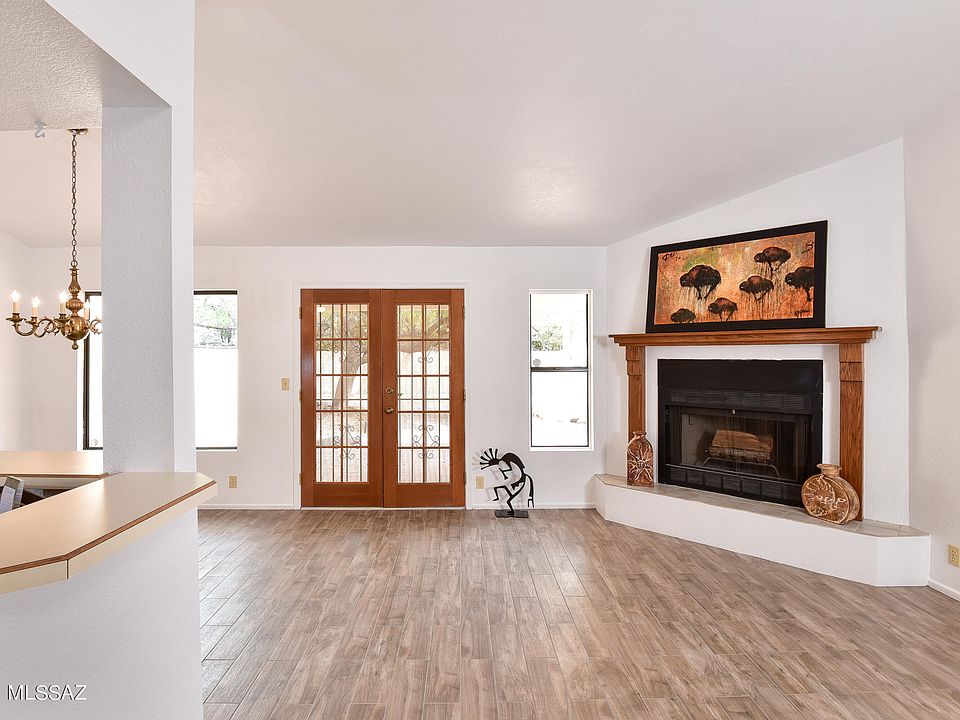 1st image of 7924 E Sabino Sunrise Cir