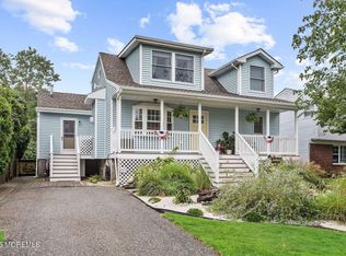 265 E Virginia Ave, Manasquan, NJ 08736