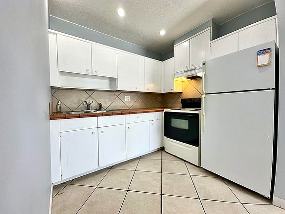3rd image of 1261 SE 4th St APT 2