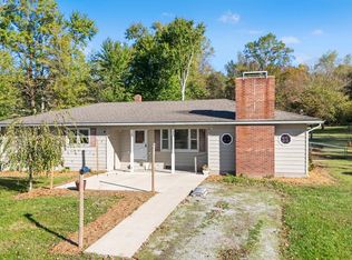 217 E Booe Rd, Austin, IN 47102