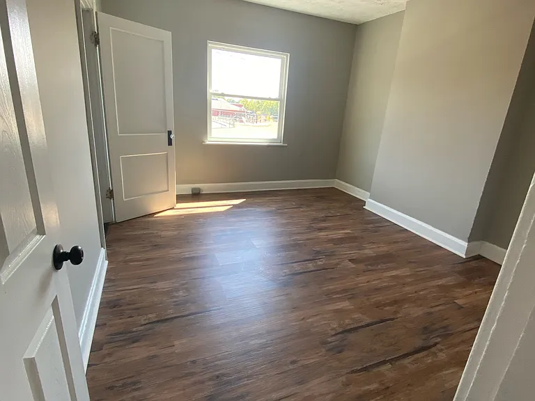 485 Gilbert St #485 — Photo 11
