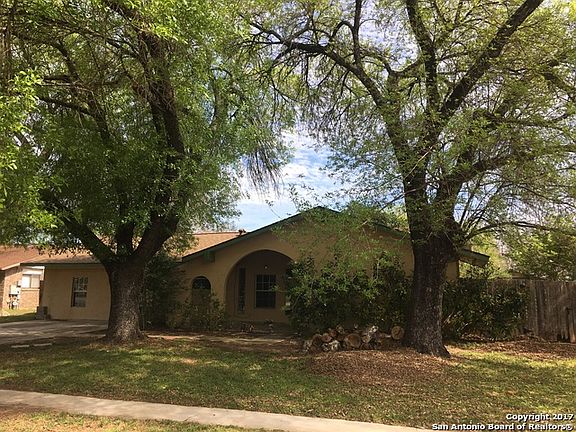 3rd image of 12103 Las Nubes St