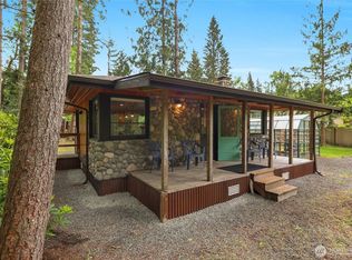 19823 Canyon Dr, Granite Falls, WA