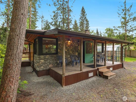 19823 Canyon Drive, Granite Falls, WA 98252