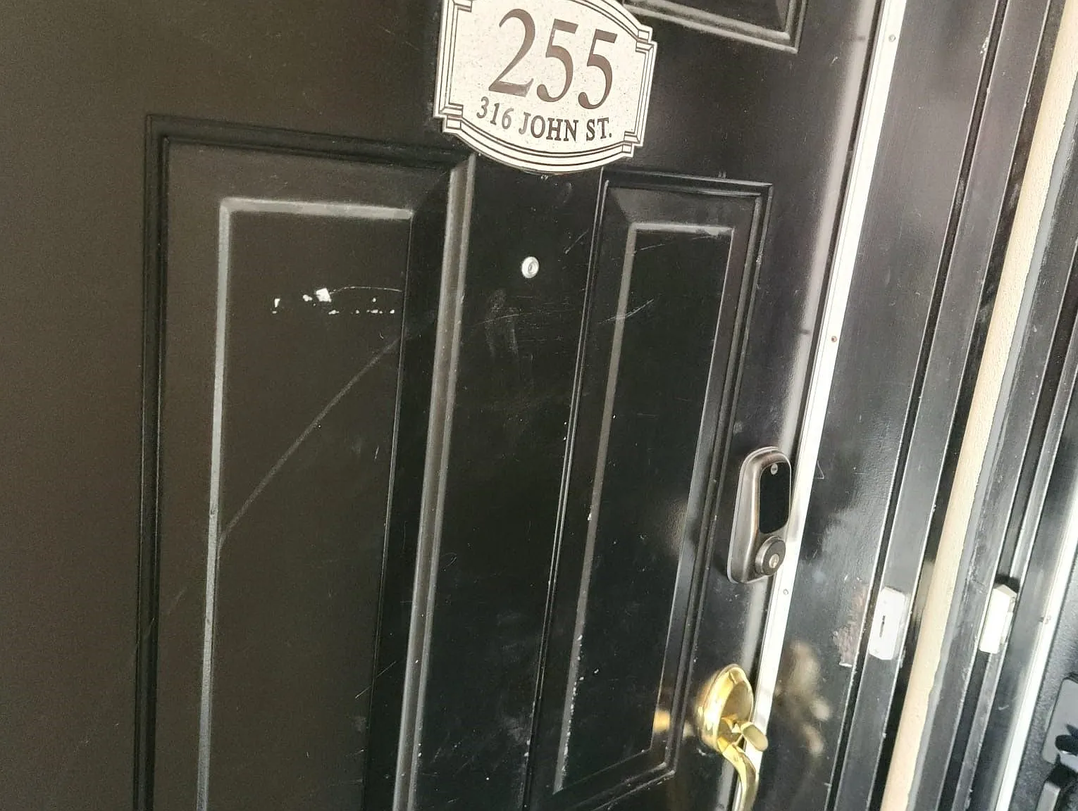 3 bed, $3,000 — Photo 4