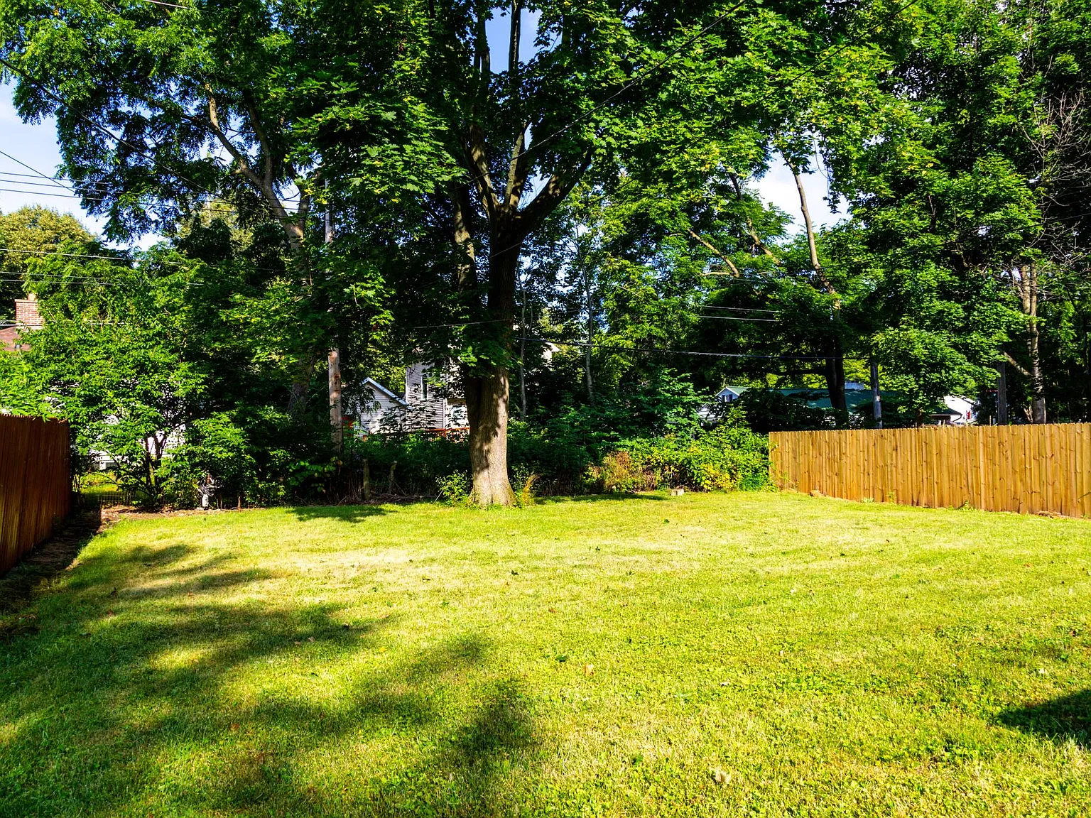 4 bed, 1020 sqft, $3,000 — Photo 3