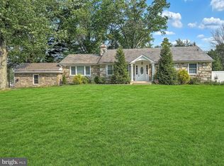 404 N Wales Rd, North Wales, PA 19446