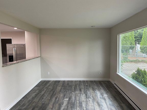 5th image of 10209 Lila Ln SW