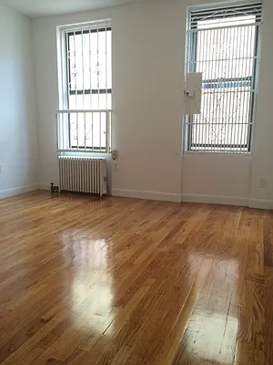 Rented by Keller Williams NYC | media 22