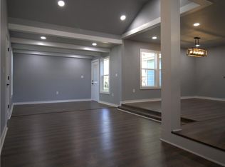 904 Lawndale Ave, Victoria, TX 77901