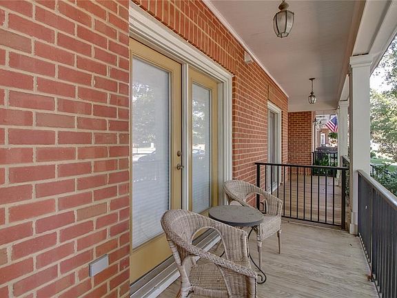 4th image of 945 Bolling Ave