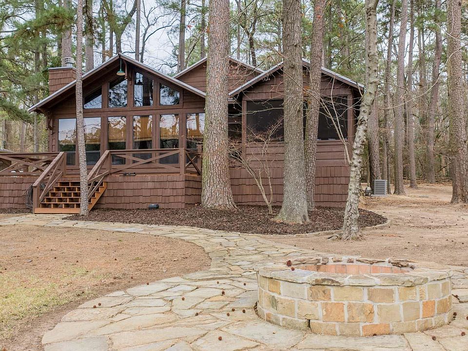 1st image of 618 Cypress Creek Dr