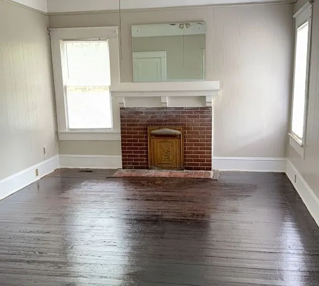 215 W Magnolia St — Photo 11