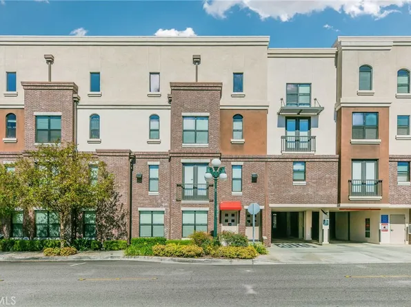 139 W Colorado Blvd, Monrovia, CA 91016