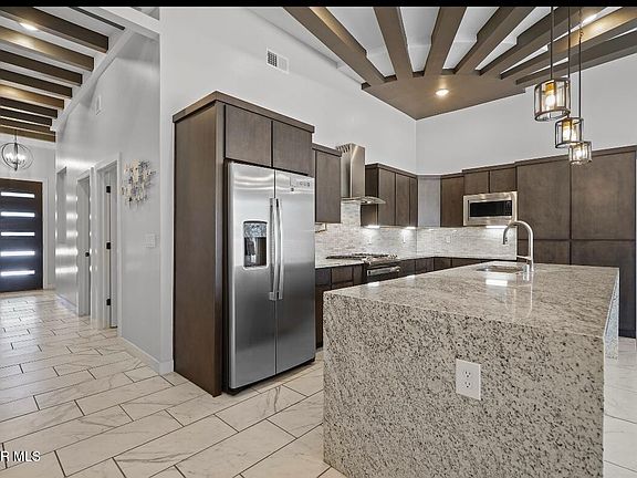 4th image of 12356 Desert Wolf Ave