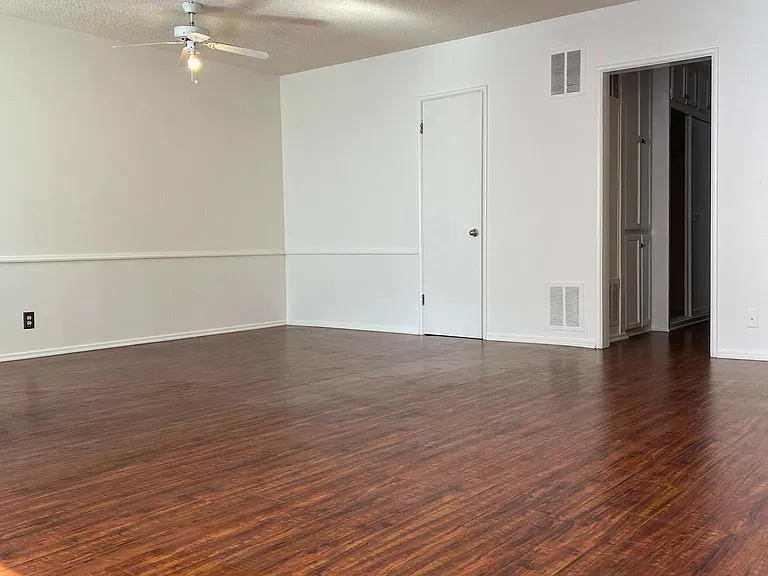 1173 N Curson Ave #7 — Photo 5