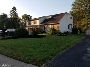 140 Hogeland Rd, Southampton, PA 18966