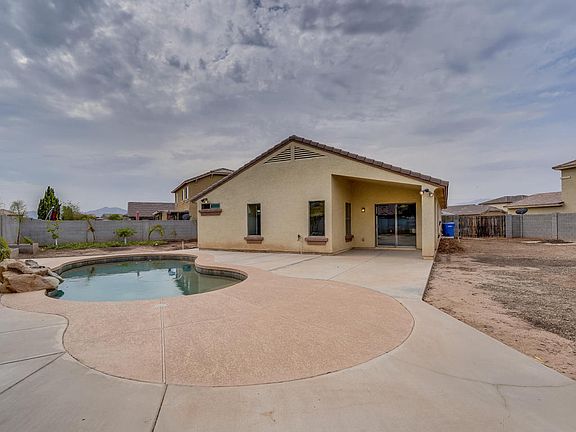 5th image of 8119 S 73rd Ln
