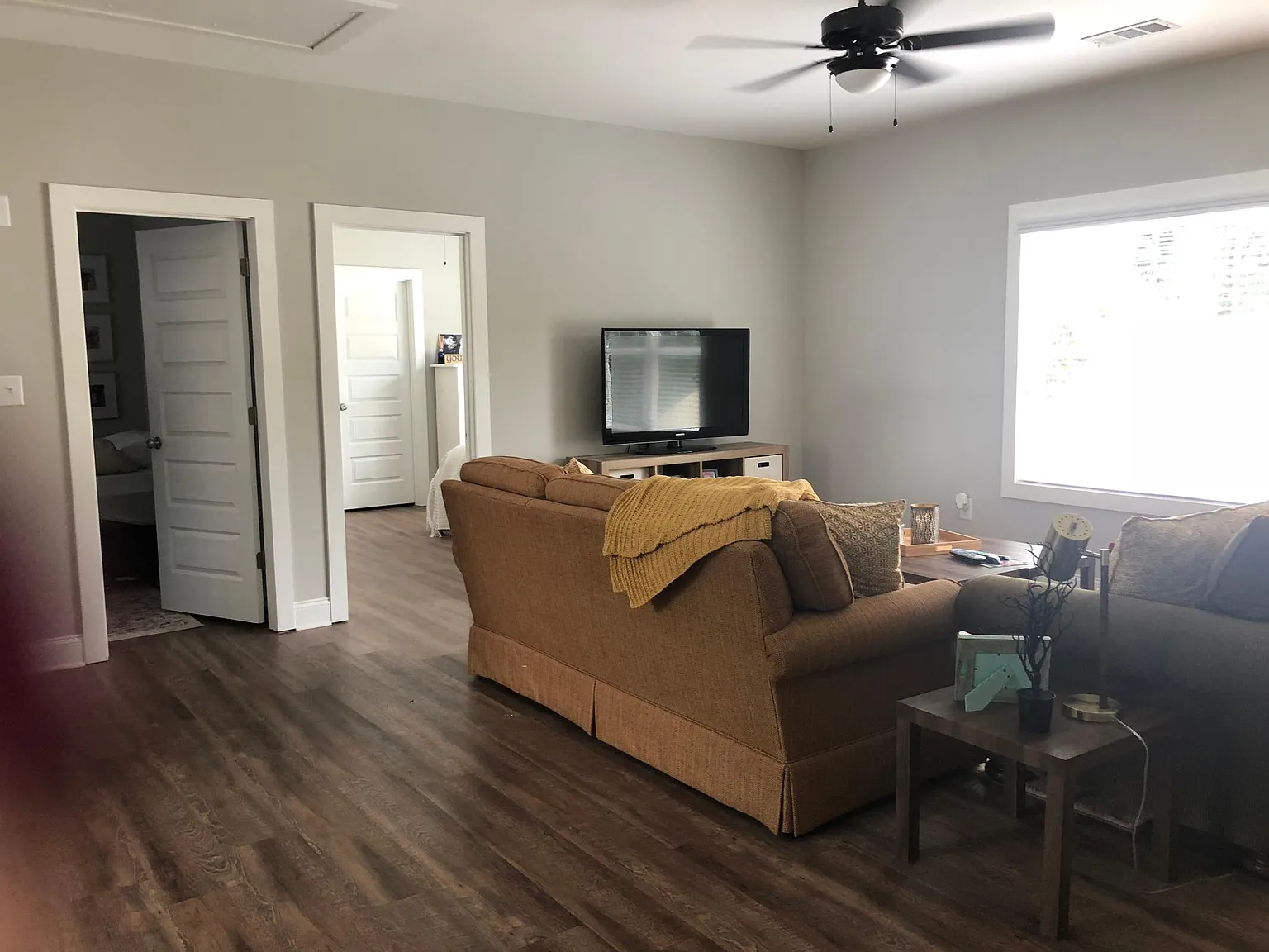 4 bed, 3.5 bath, 2184 sqft, $4,129 — Photo 4