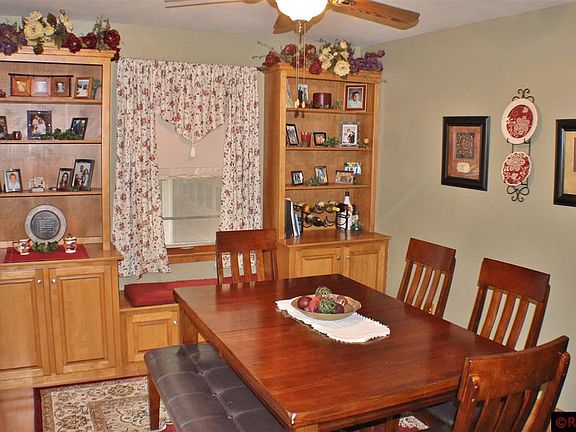 2nd image of 206 Viola St