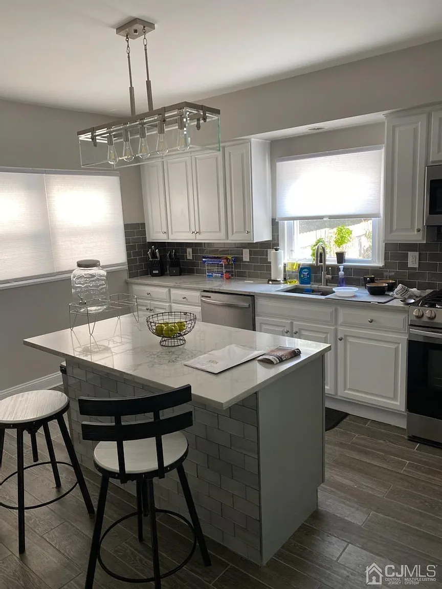 119 John St photo 1