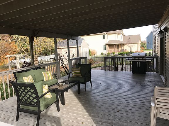 2nd image of 430 Winter Pine Dr