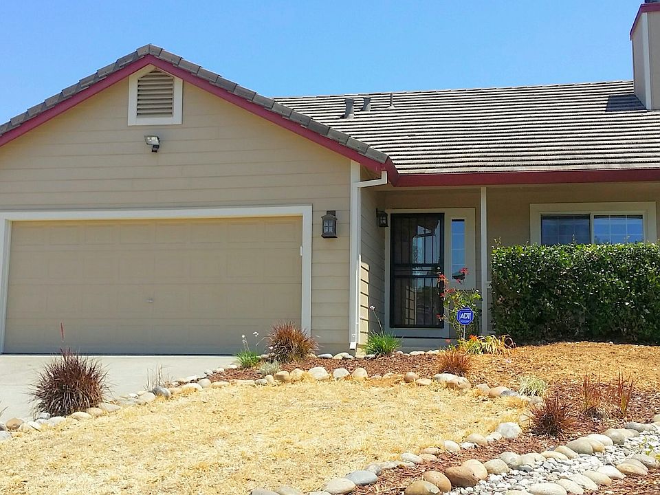 1st image of 620 Smoketree Ct
