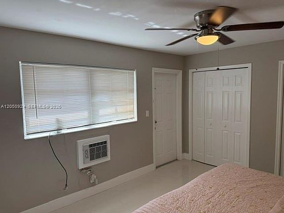 5th image of 1859 Wiley St APT 3