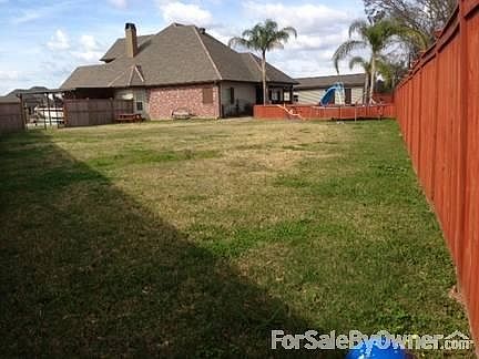 3rd image of 345 Lakewood Dr