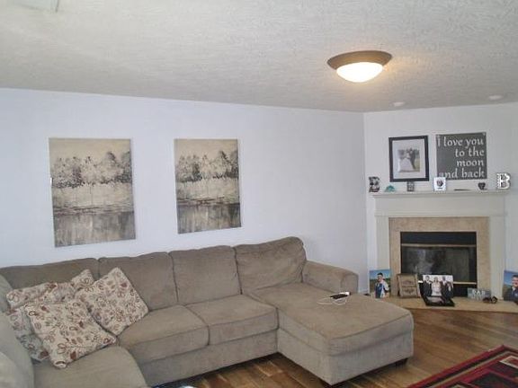 4th image of 2321 Lonan Ct