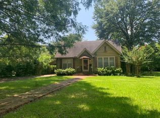 823 Arnold Ave, Greenville, MS 38701