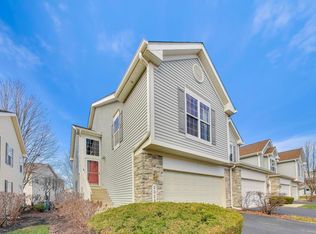 2325 Georgetown Cir, Aurora, IL 60503