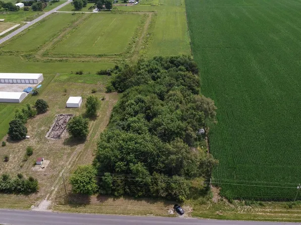 21838 N Emerald Rd, Keyesport, IL 62253