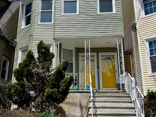 607 Garfield Avenue image 1 of 29