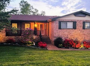 525 Castlegate Dr, Nashville, TN 37217