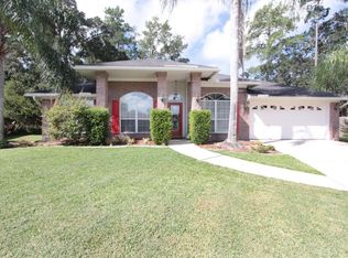 1879 Indian River Dr, Fleming Island, FL 32003