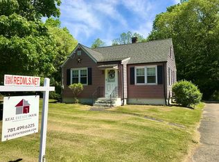 124 Plain St, Taunton, MA 02780