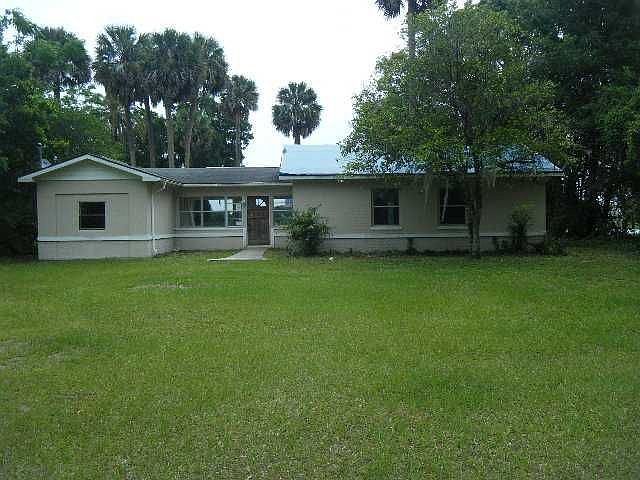 1st image of 275 4th St