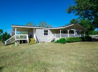 108 Old Authon Ln, Weatherford, TX 76088