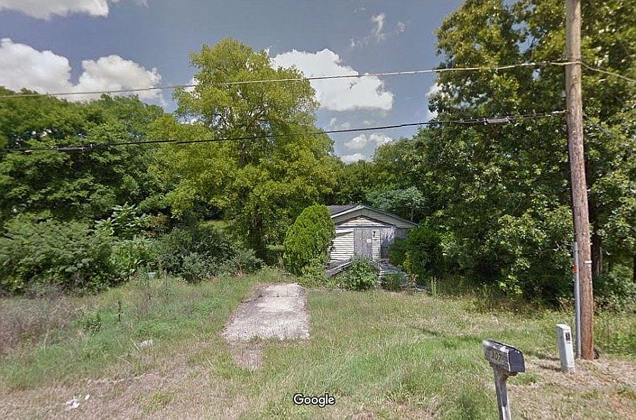 2nd image of 307 Omega St