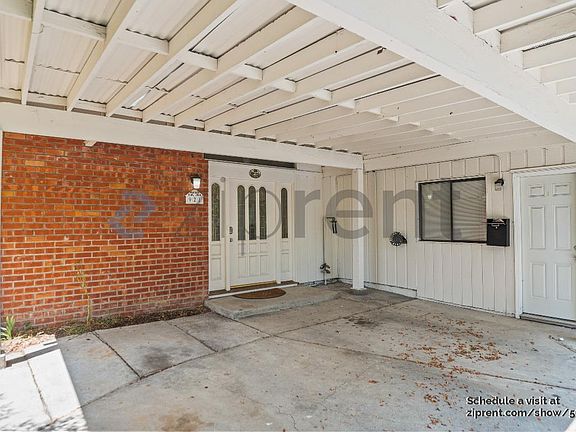 3rd image of 921 Lakebird Dr