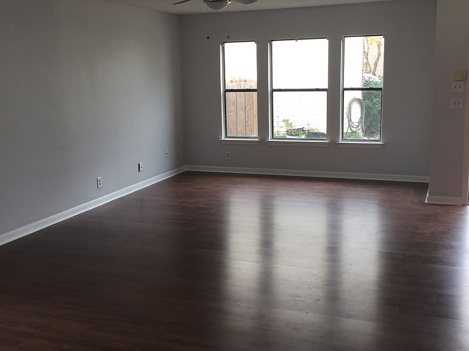 1st image of 4903 Hill Mist