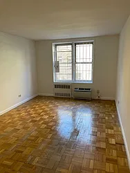 Rented by K & O Realty Associates Inc.