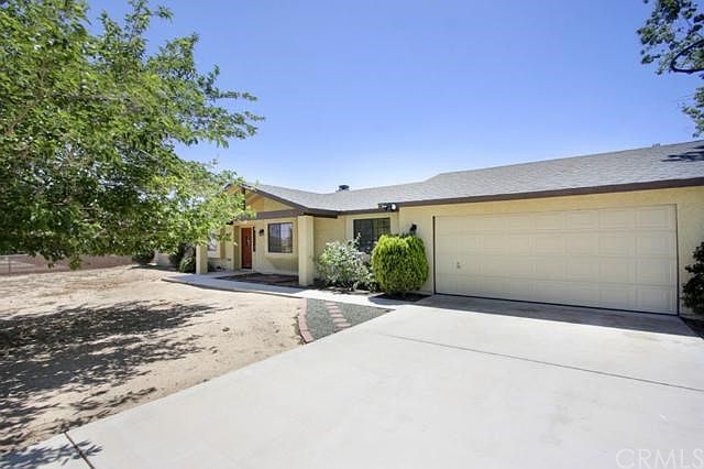 1st image of 14571 Eucalyptus St