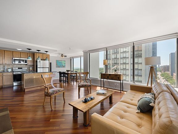 5th image of 5455 N Sheridan Rd APT 1212
