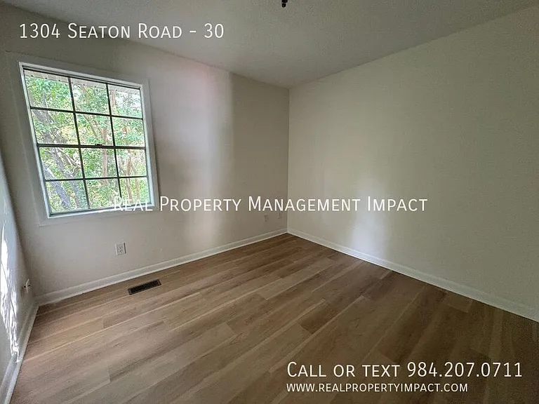 1304 Seaton Rd #30 — Photo 39