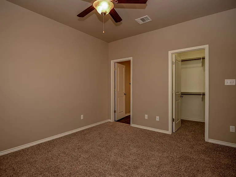 3415 Papa Bear Dr — Photo 14