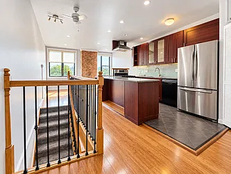 608 Vanderbilt Street, #2